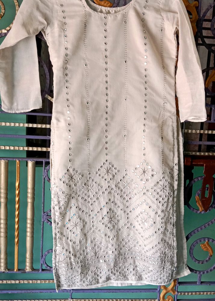 White Kurti