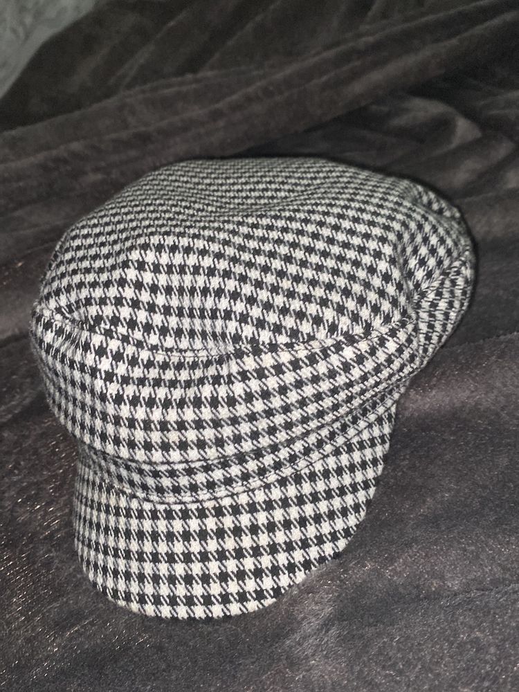 H&M Ascot Cap