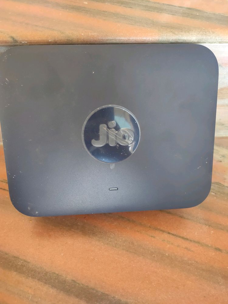 JIO WiFi Box