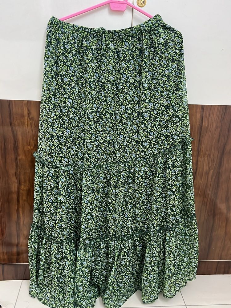 Floral green long skirt