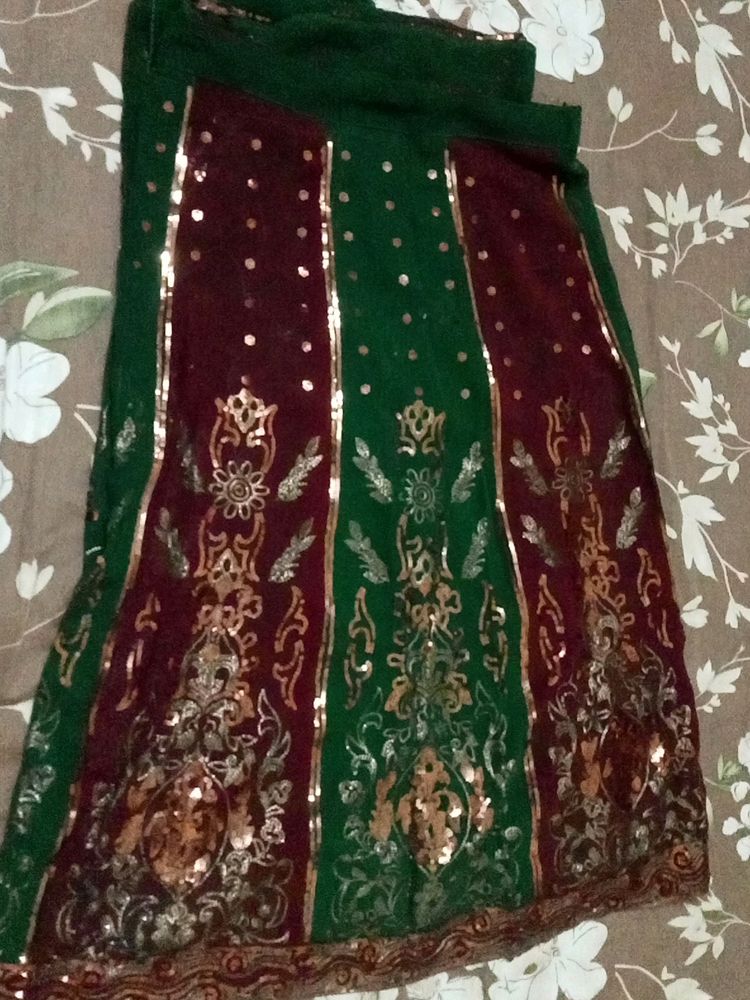 Lahenga Sari