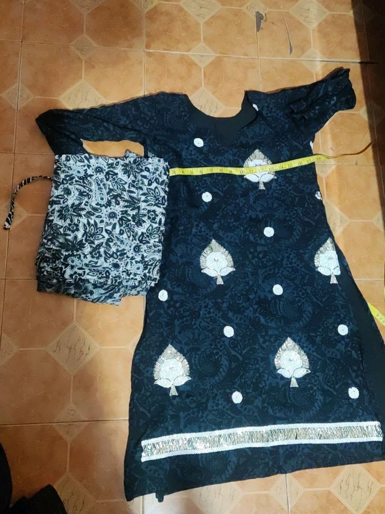 Kurti Set