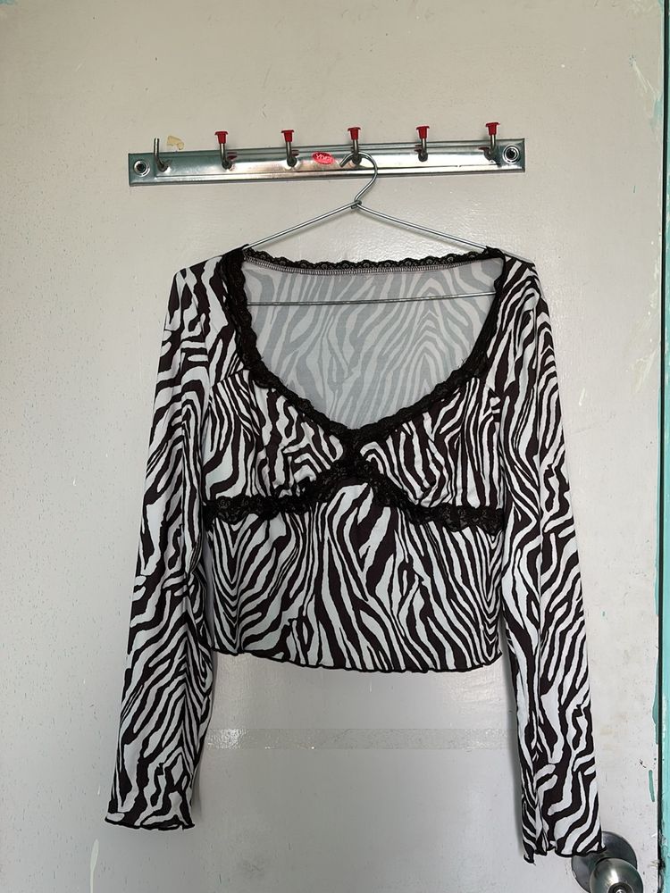 SHEIN RIBBED DETAIL ZEBRA PRINT TOP