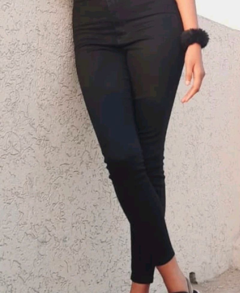 Black Jeans