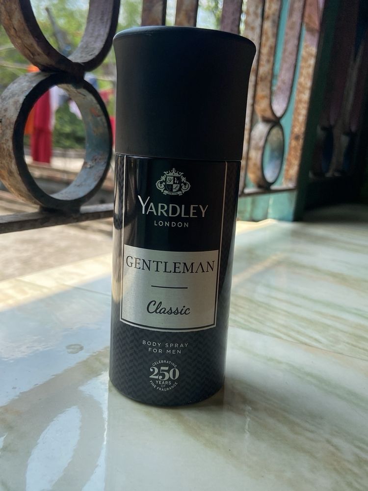 Yardley London Gentleman Classic Body Spray