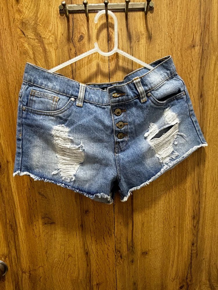 Shorts Ripped Size 30