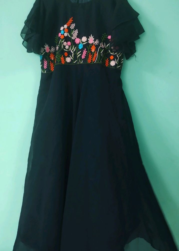 Embroidered Floral Pattern Festive Gown