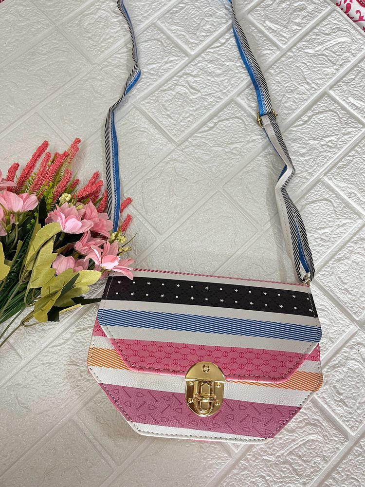 Multicoloured hexagonal sling bag