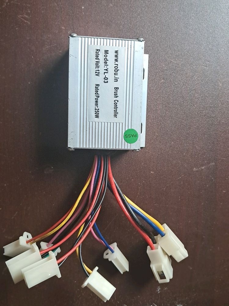 12v 250 Watt Brush Controller