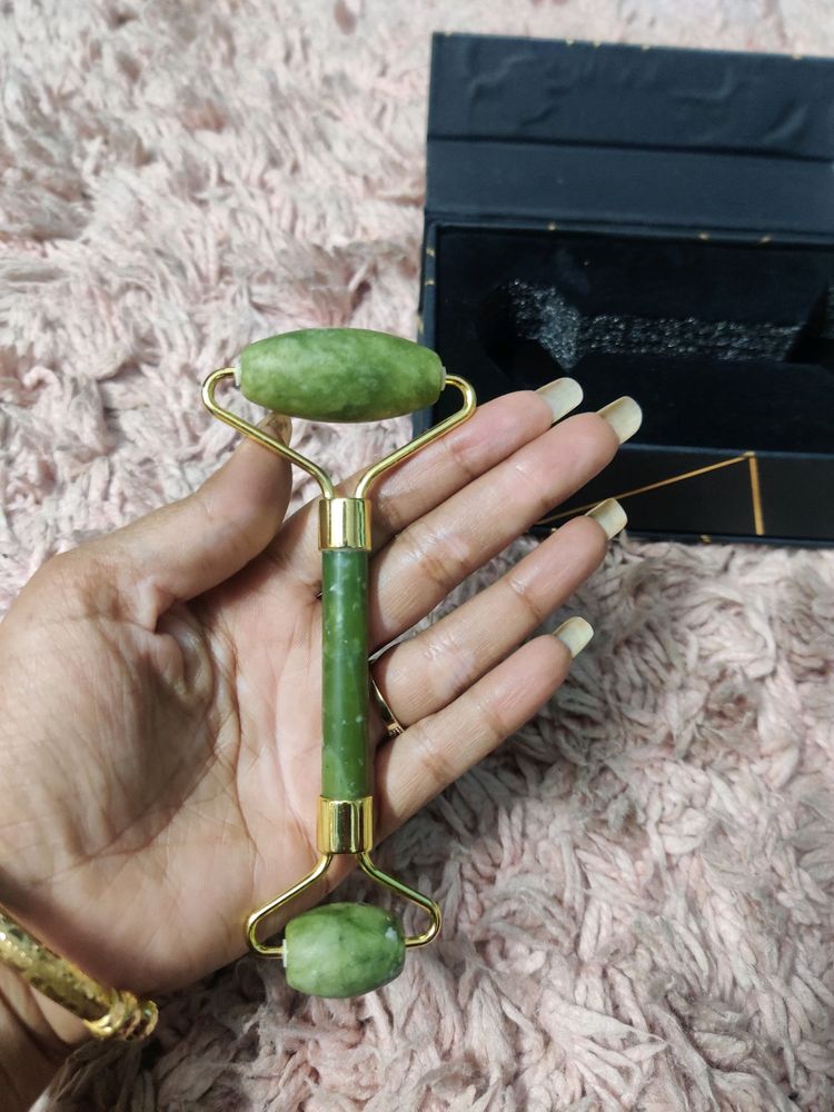 Jade Roller 😌😌