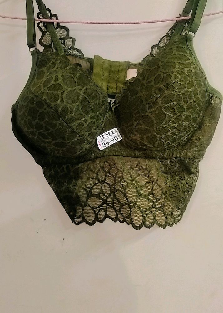 Clovia Padded Bra 💚