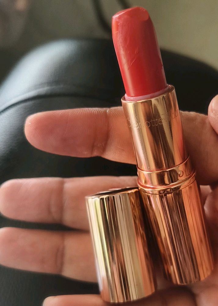 Charlotte Tilbury Lipstick - Love Bite