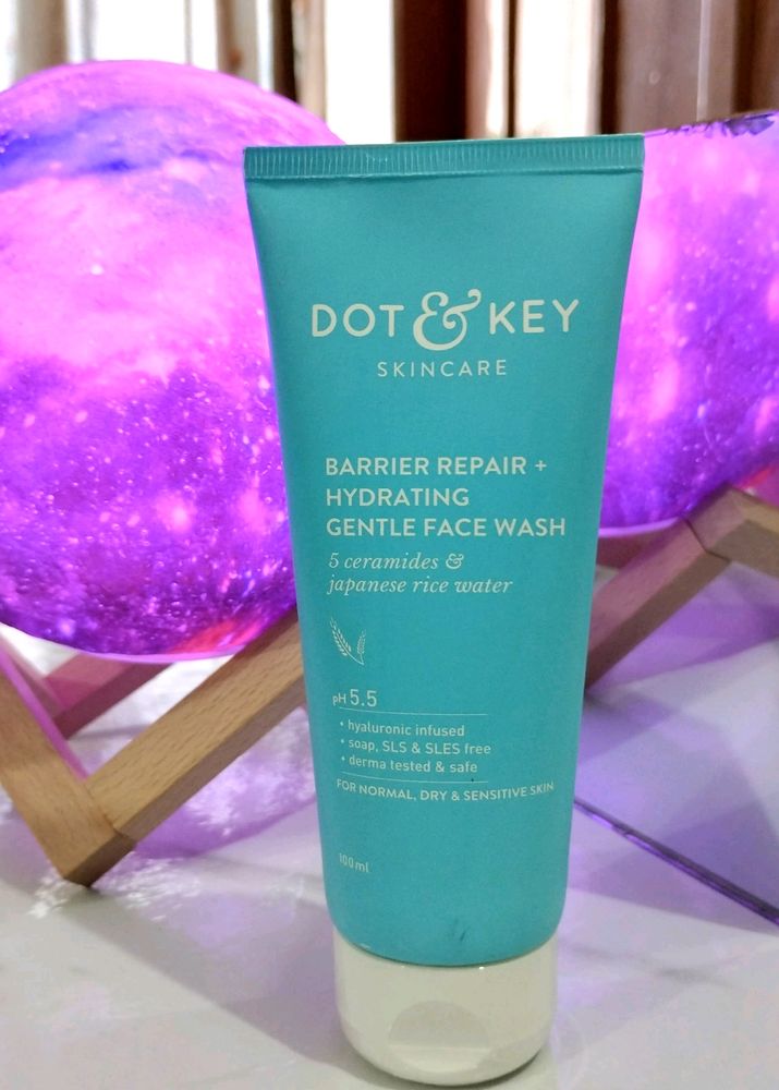 Sealed Dot & Key Barrier Repair Face Wash