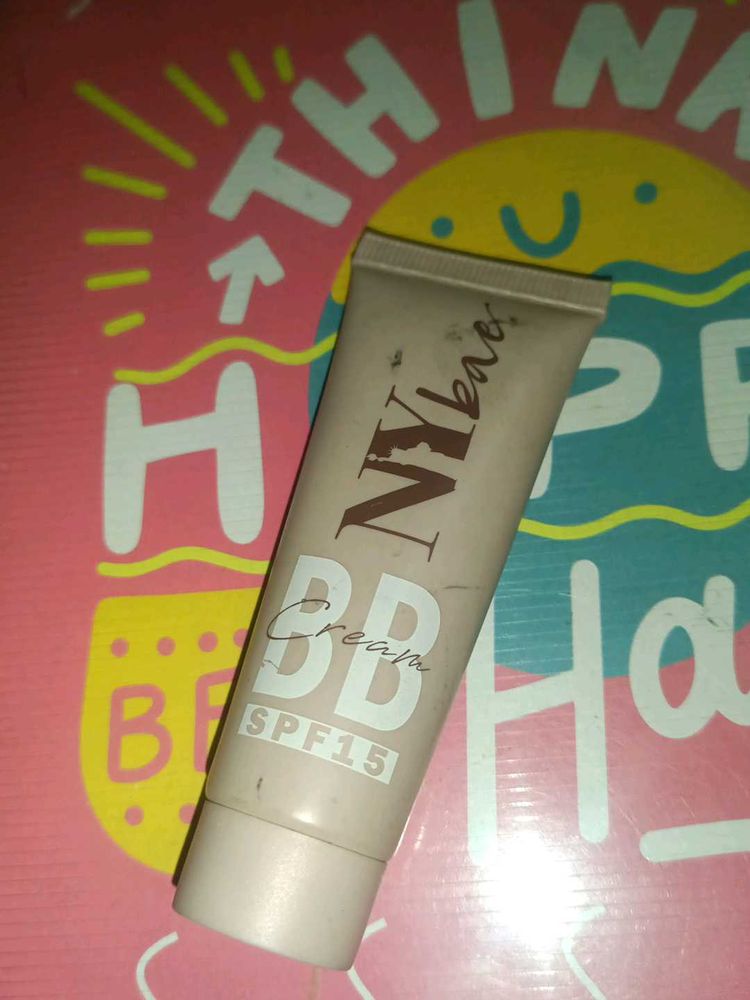 Foundation Cream With Good Condition