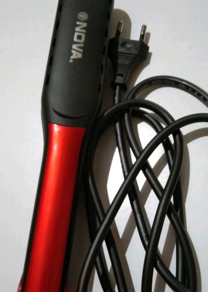 Nova Hair Straightener