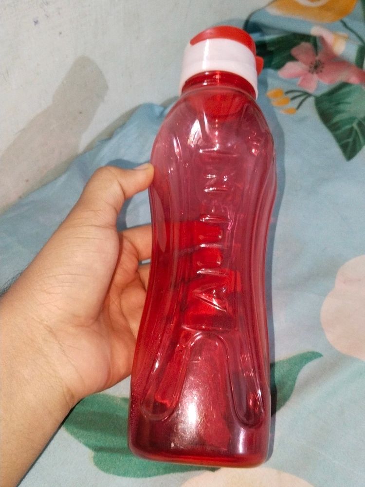 Handy And Easy To Carry Bottle