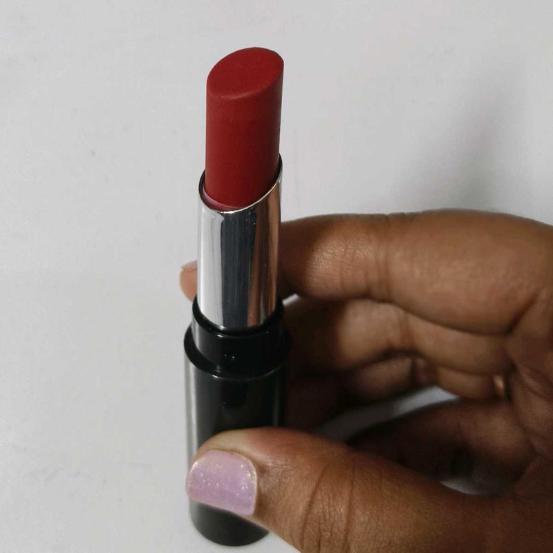 Lakme Cushion Matte Lipstick 💄..