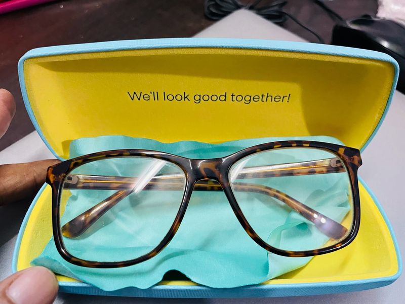 Lenskart Glasses with Box and Free Frame