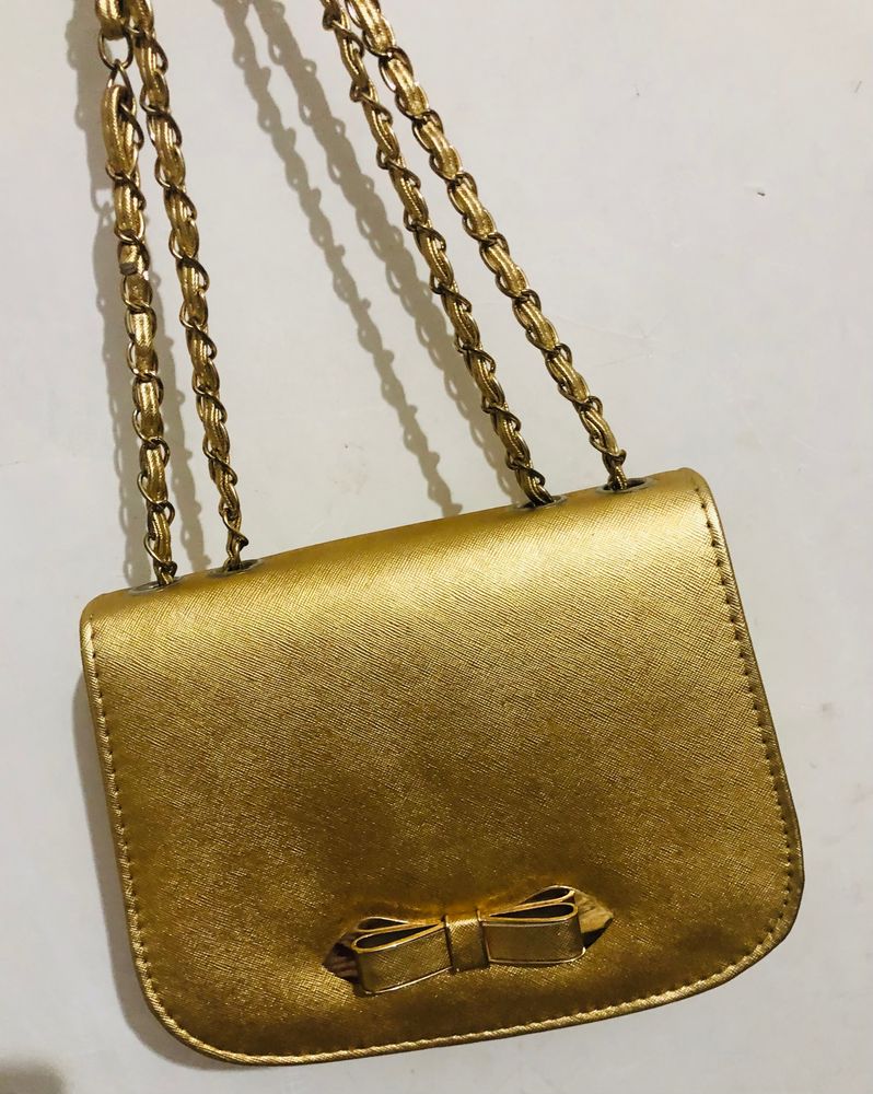 SALE!! CLASSY GOLDEN SLING BAG