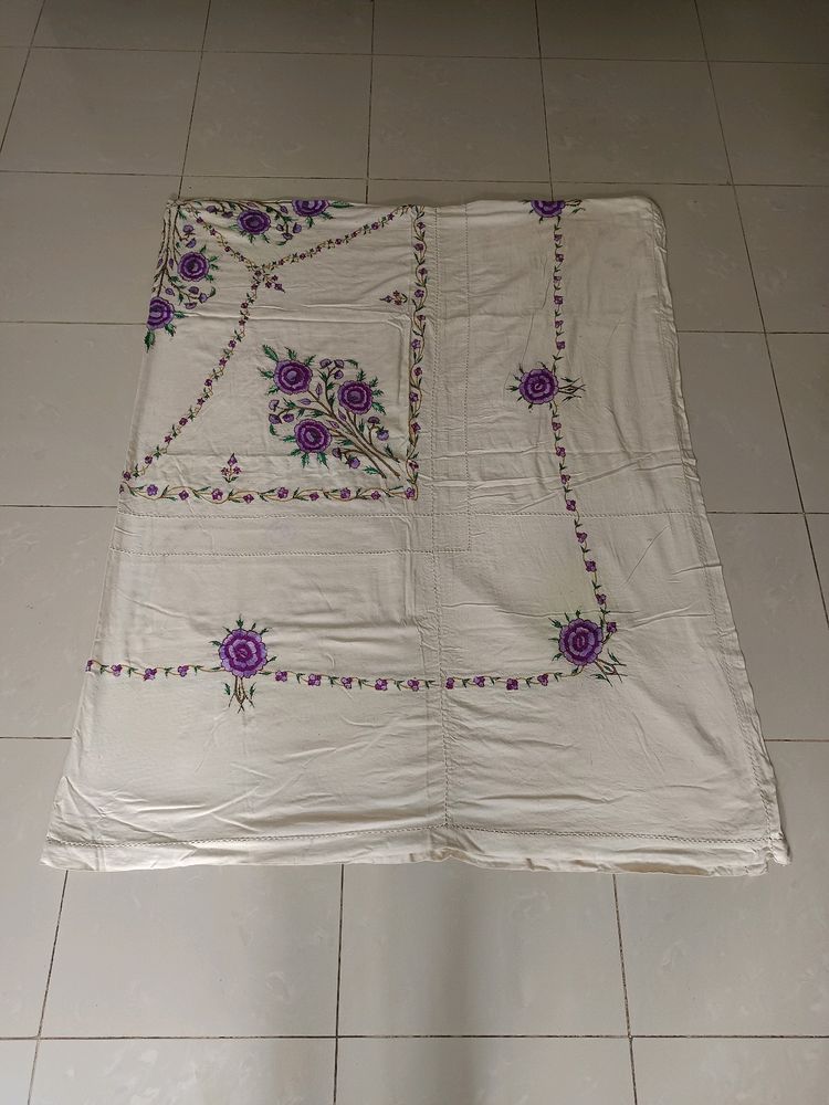 Unused Cotton Double Bedsheet With Embroidery