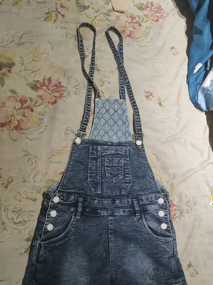 Dungaree