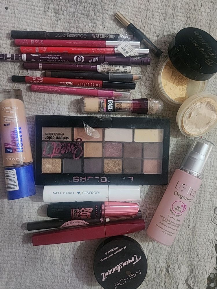 Makeup Products Mix