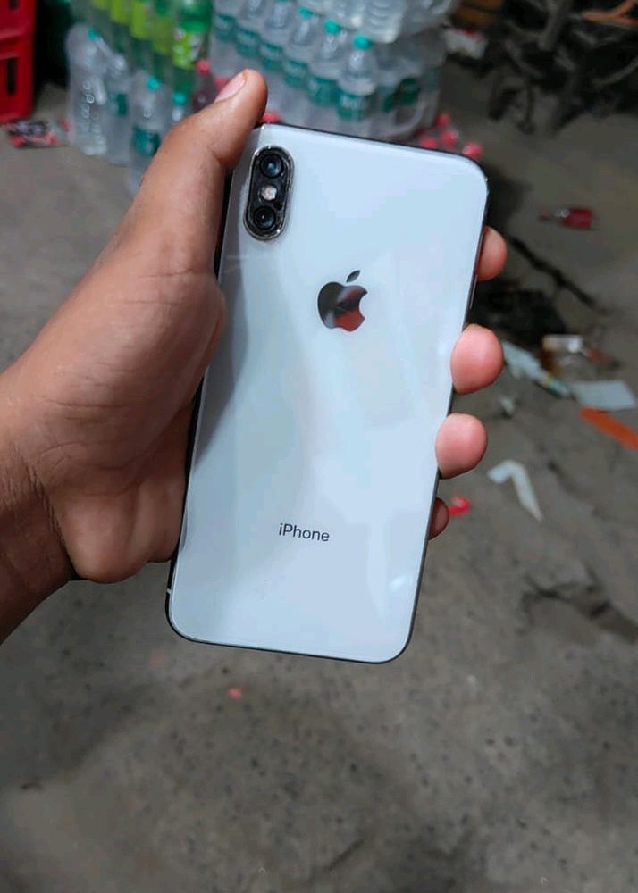 iPhone X