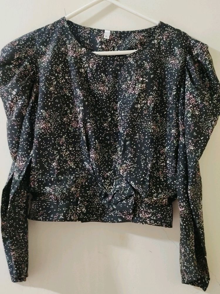 Beautiful Crop Top Size L