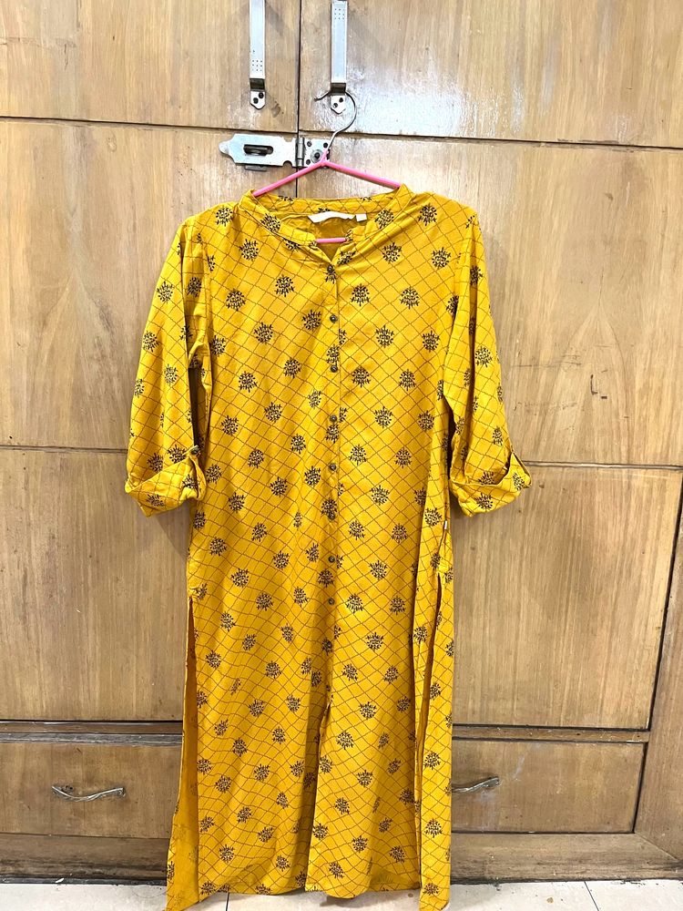 AVAASA KURTA WOMEN