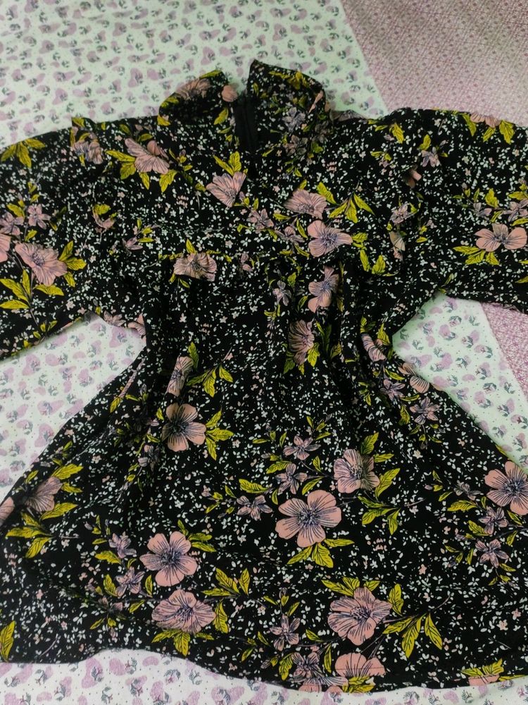 Korean Black Floral Top