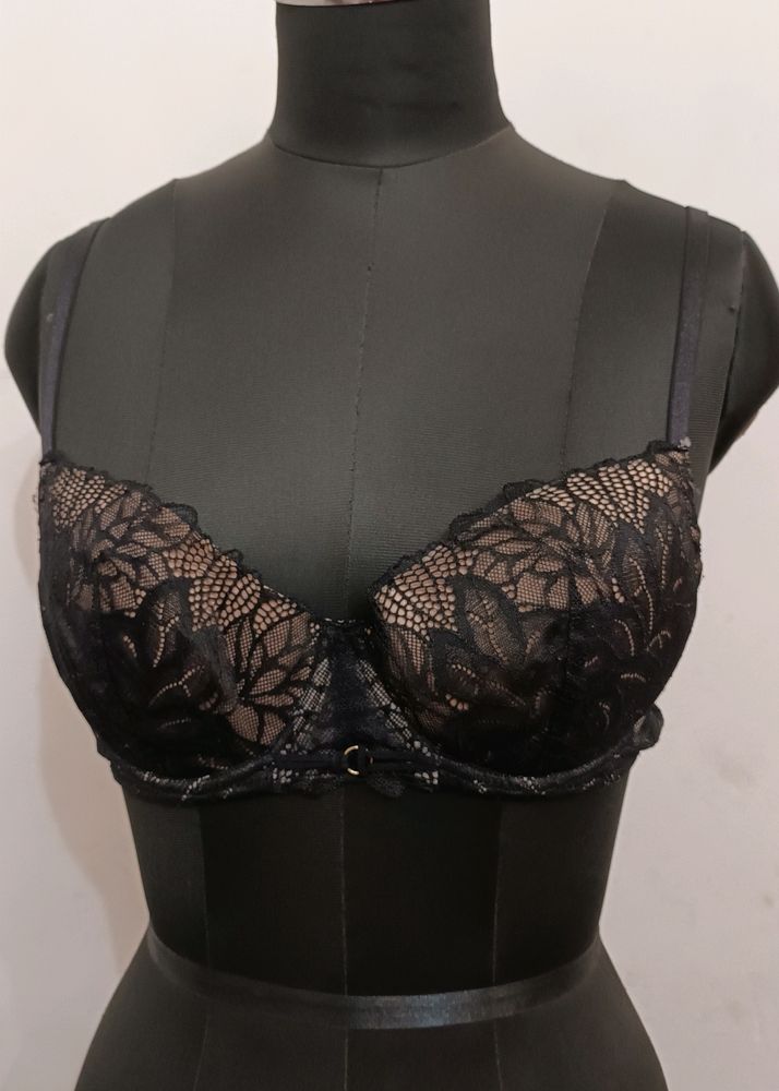 Padded Bra 34C