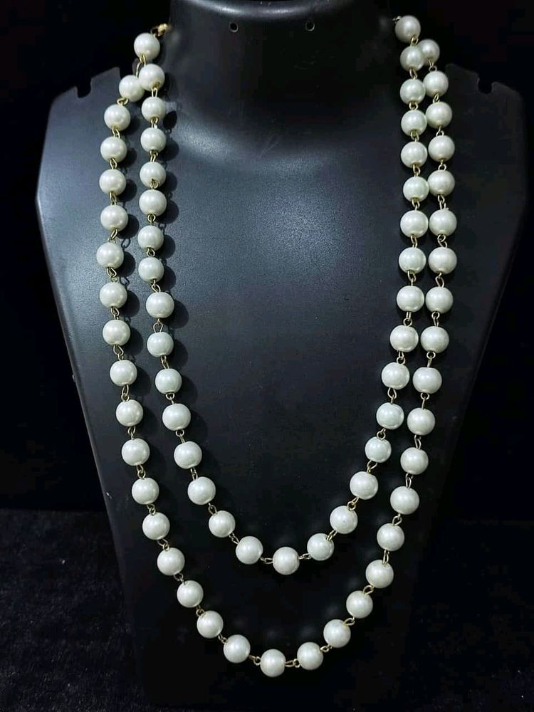 WHITE PEARLS TWO LAYER NECKLACE