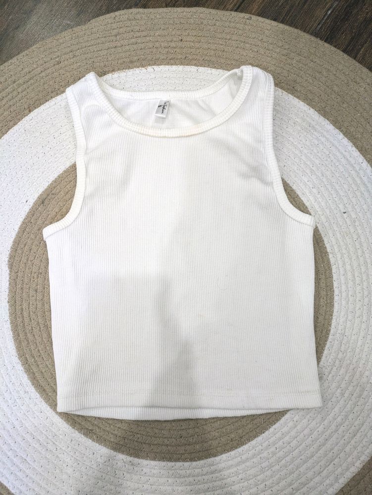 Basic White Top