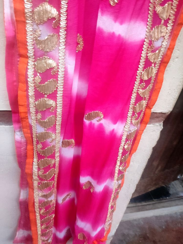 Gota patti Dupatta