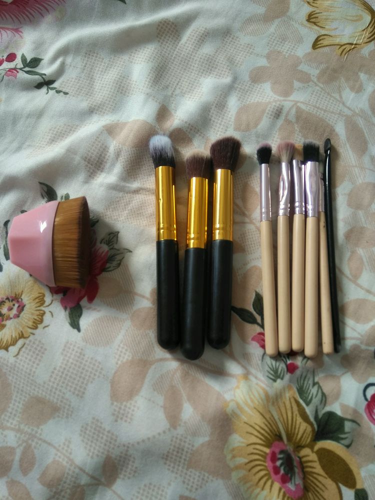 Diamond Face And Kabuki Eye Brushes