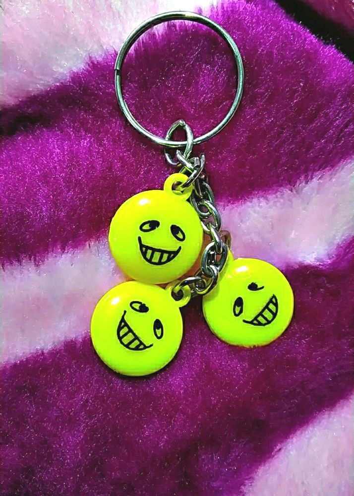 Smiley Key Chain 😄