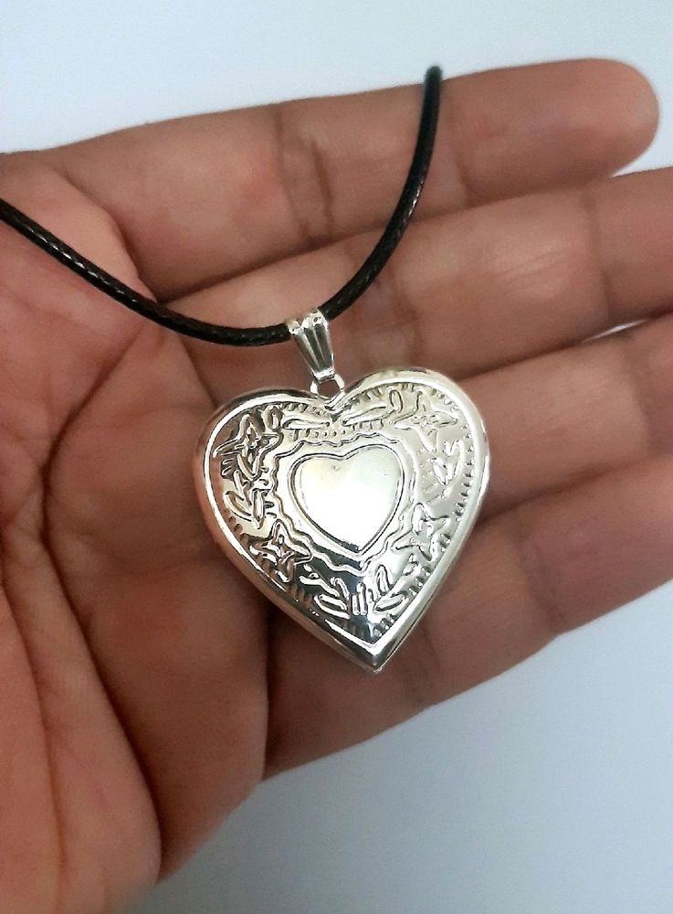 Big Silver Heart  Engraved Opening Photo Pendant