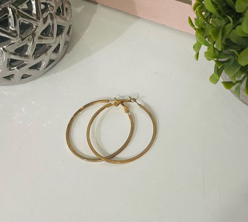 Classic Gold Hoops