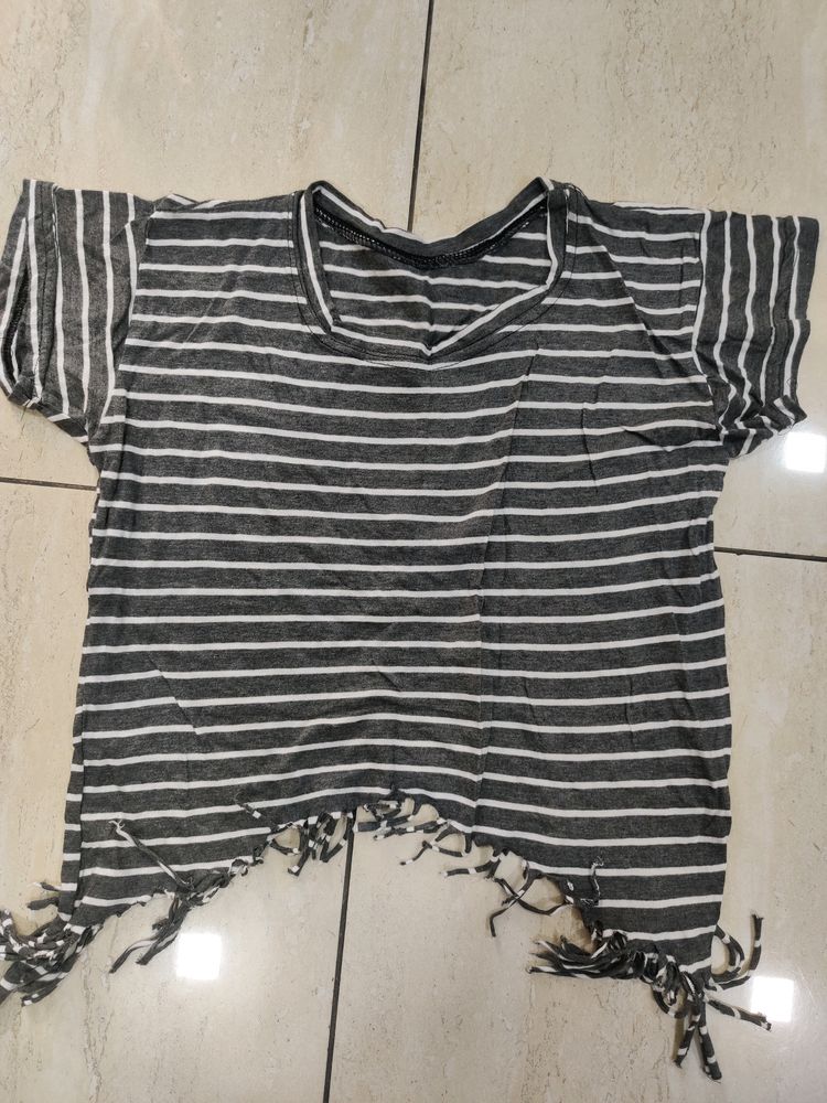 Crop Fringes Top