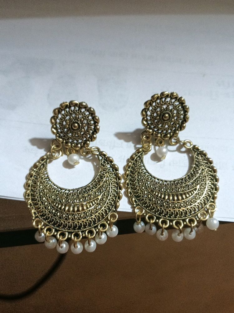 Earring