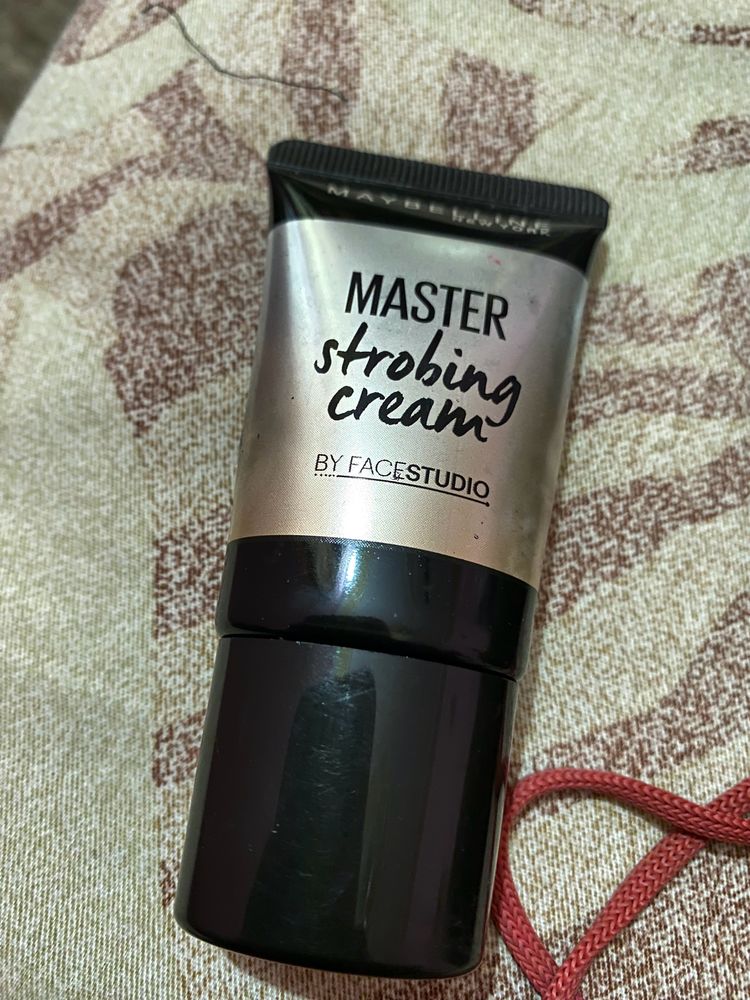 Maybelline Strobe Cream (highlighter)