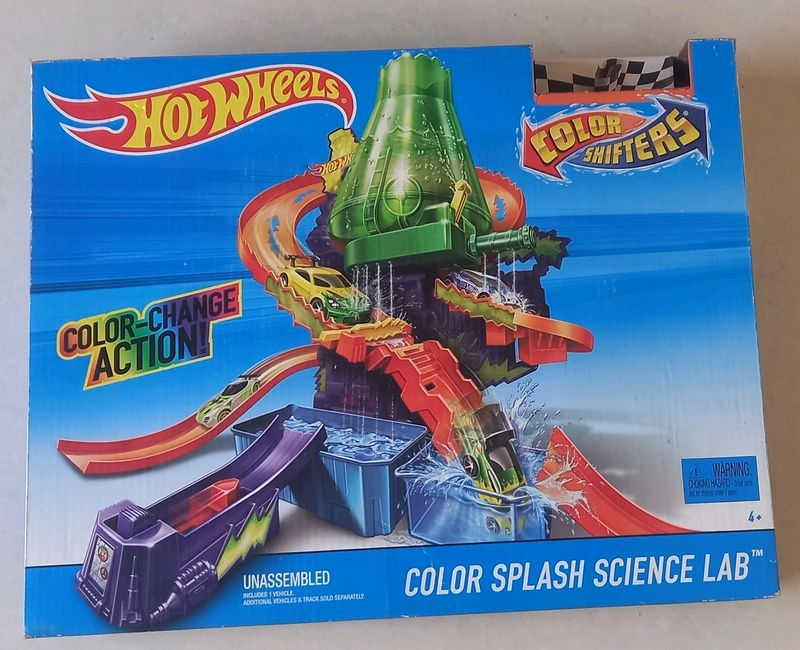 Hot Wheels Color Splash Science Lab Playset