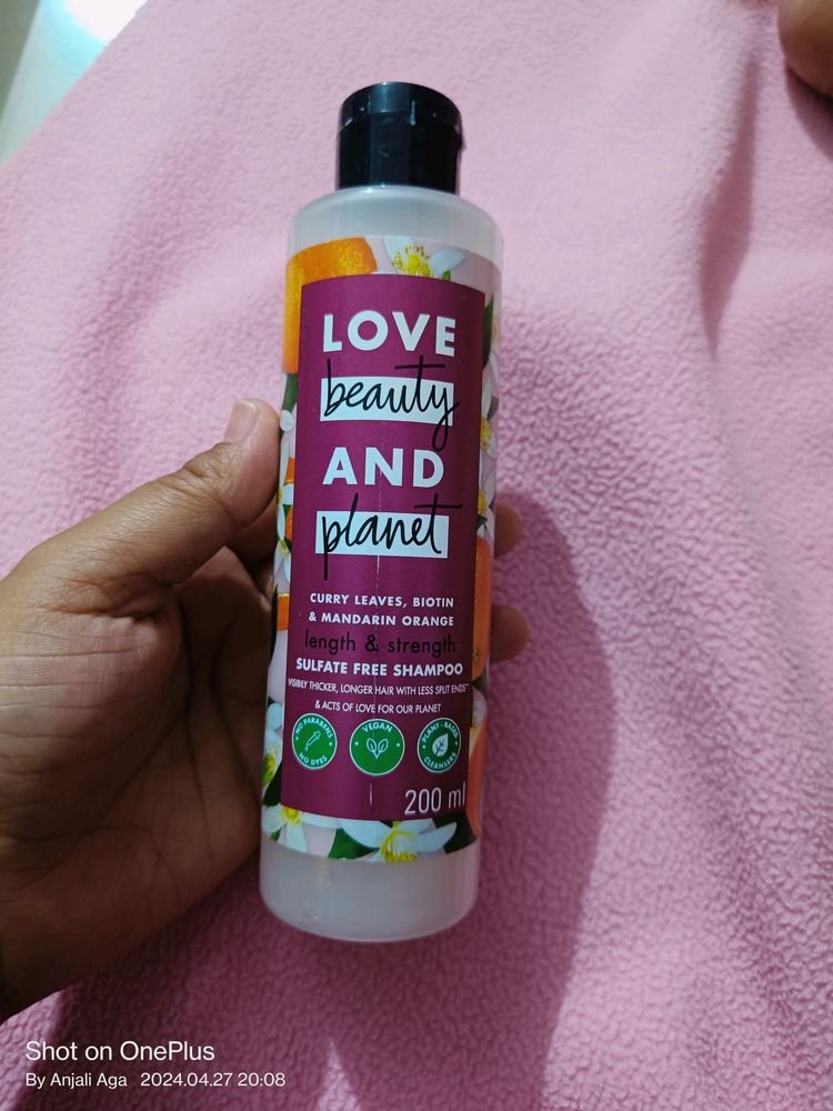 Love Beauty & Planet Shampoo
