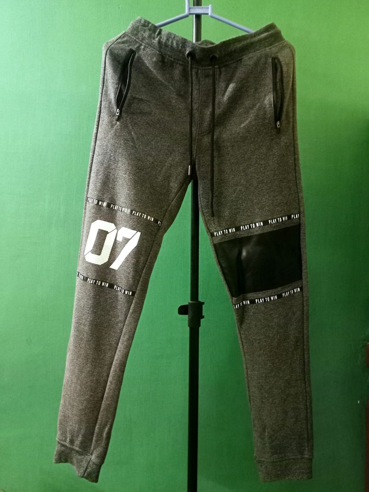 BRANDED STRETCHABLE COTTON JOGGER