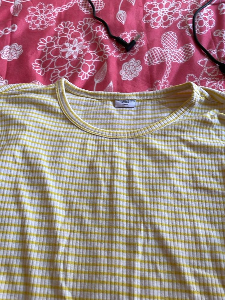 Selling White Yellow Striped Tshirt