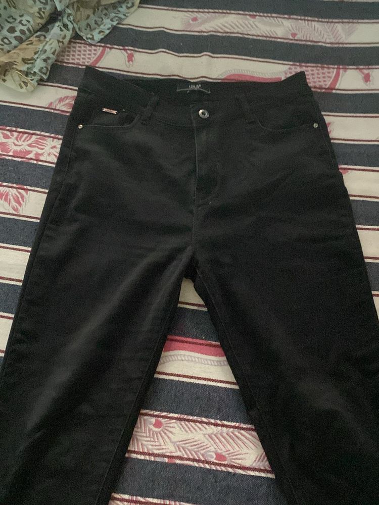 Lotus Black Jeans