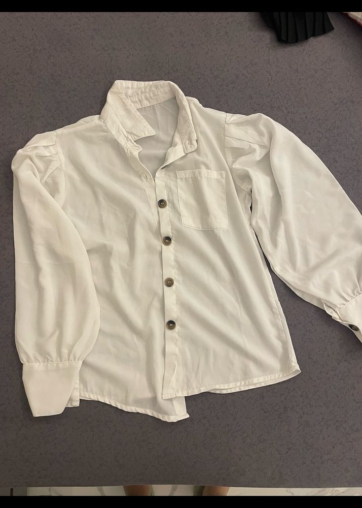 White Buttoned Puff Sleeved Shirt