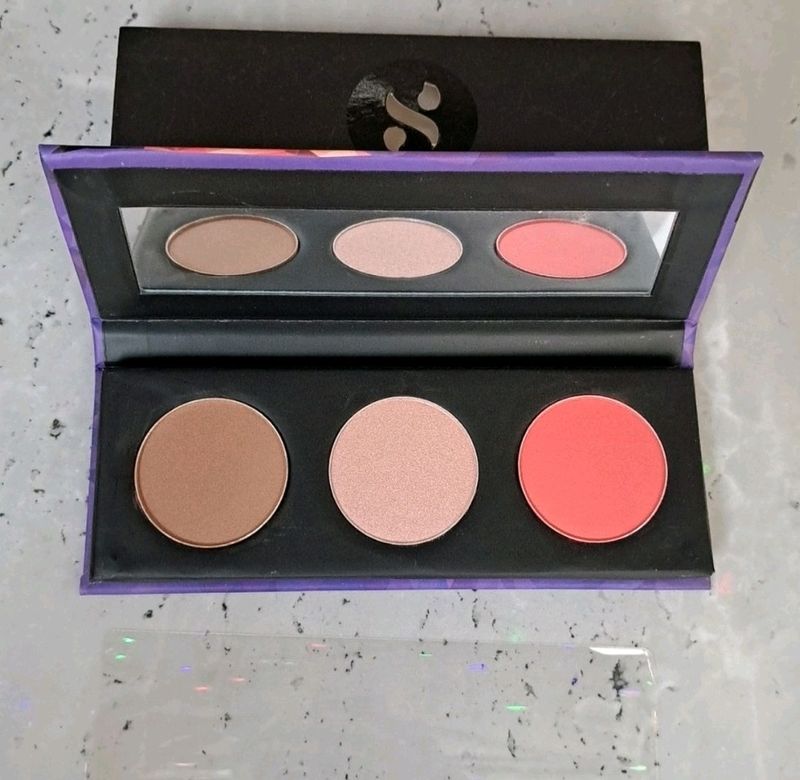 SUGAR Cosmetics - Countour De Force - Face Palette