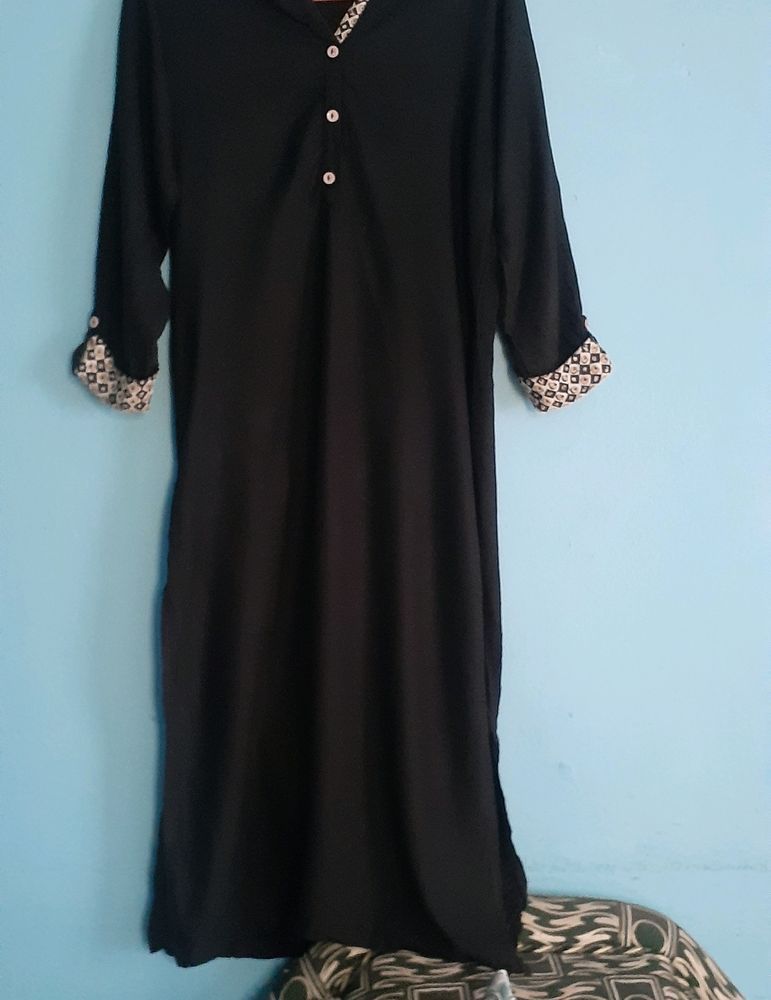 Black Kurti