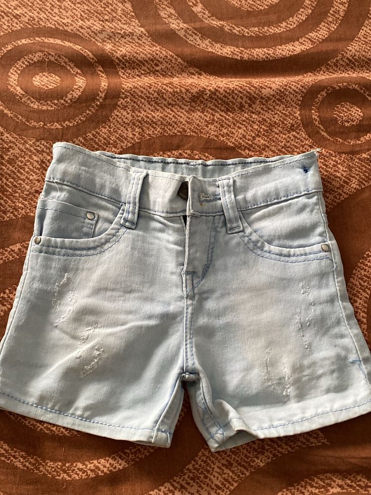 girl denim shorts good condition